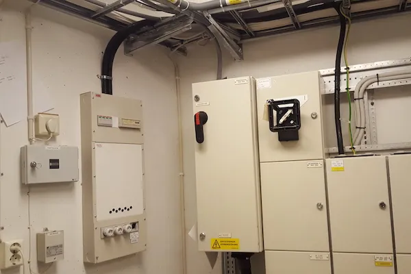 Detaljerad elinstallation