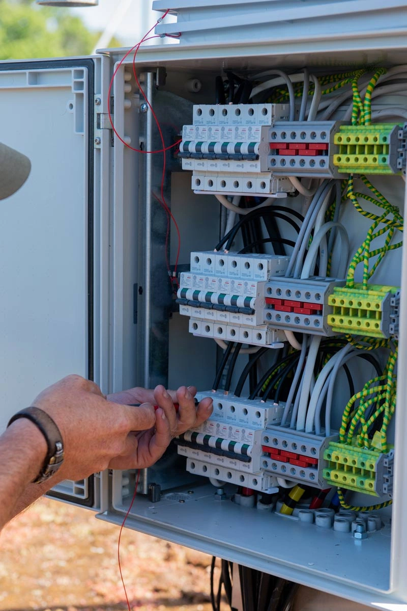 Installation av elskåp